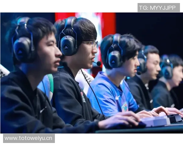 LNG战队在Major赛积分榜中以52分稳居第一名展现强大实力 LNG战队在Major赛积分榜中以52分稳居第一名展现强大实力